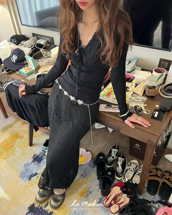 飄逸蕾絲長裙